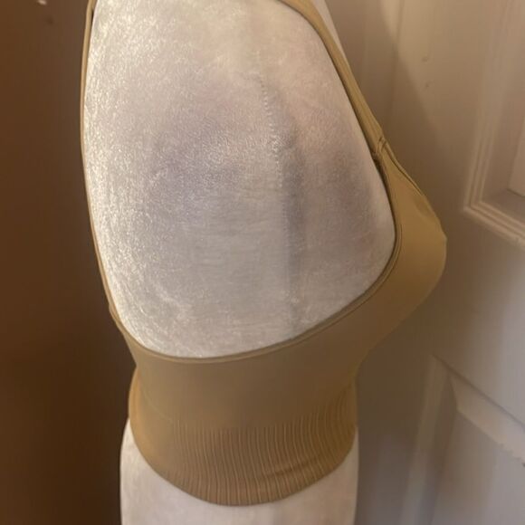 Free PeopleMovement x class top  size  XSmall/small NWOT - Picture 5 of 6